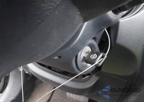 2009 Nissan Versa 1.8S z USA, uszkodzony, nr VIN 3N1BC13E19L468965